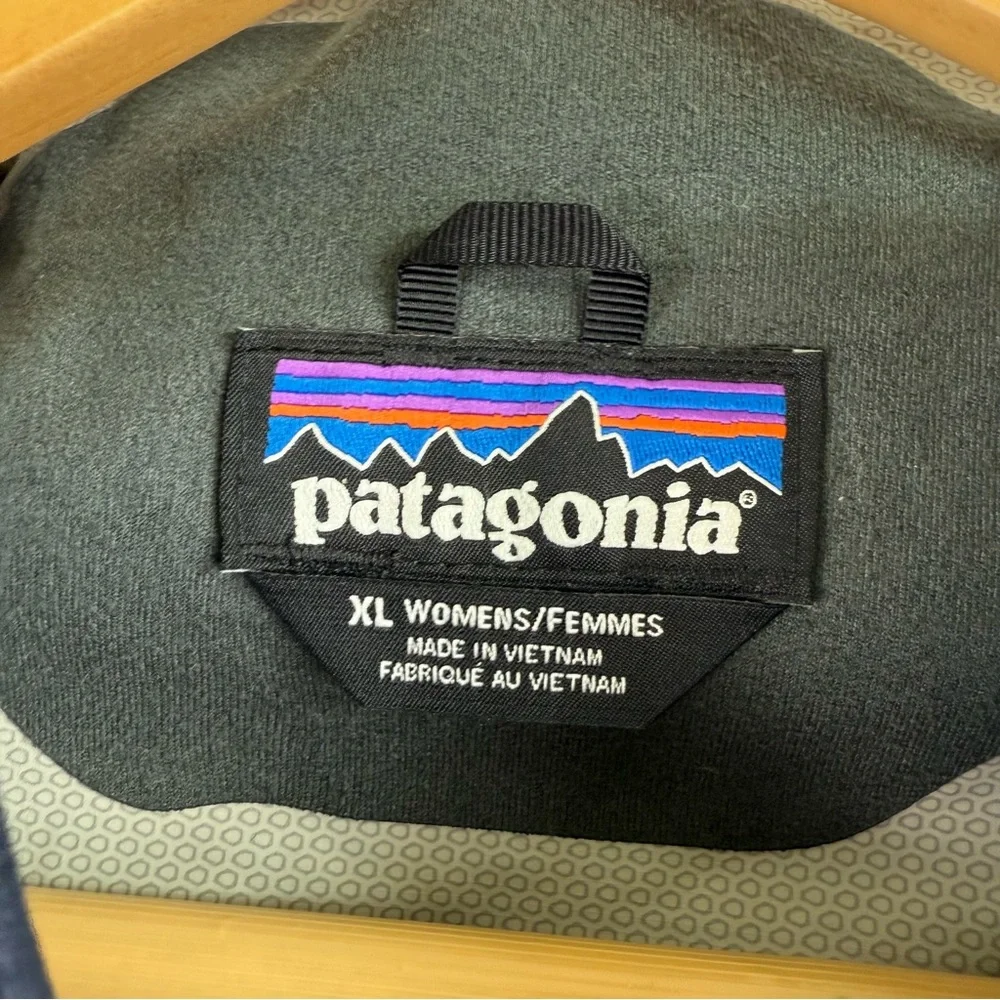 Patagonia Women's Torrentshell Jacket Style # 83807 NVYB Navy Blue Size XL - Picture 4 of 9